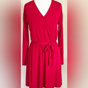 H BY HALSTON NWT FAUX WRAP LONG SLEEVE RED DRESS (M)